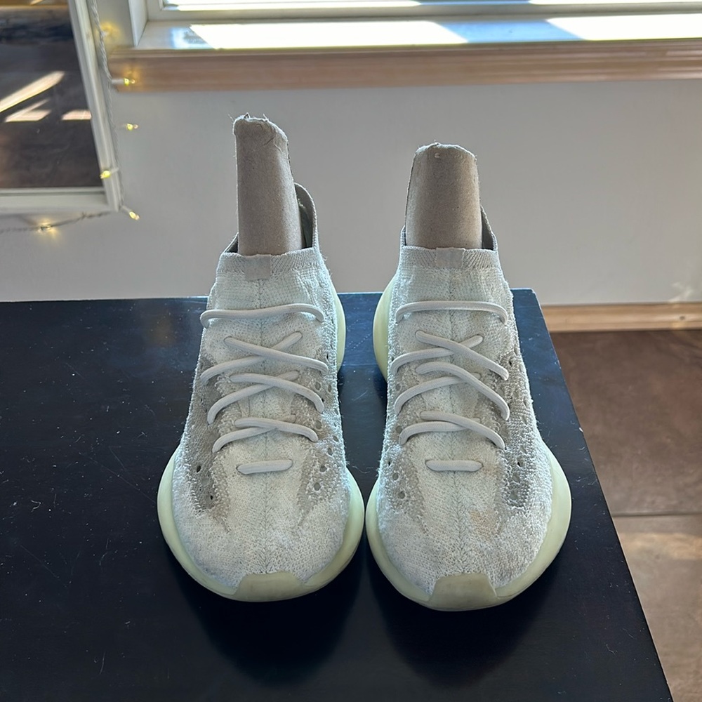 Adidas Yeezy Boost 380